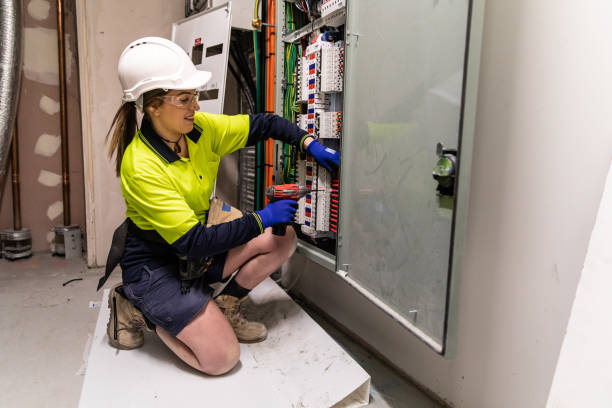  Val Verde Park, TX Electrician Pros
